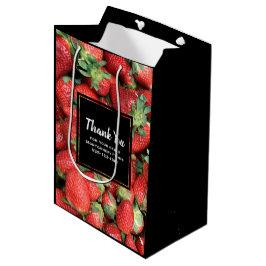 Foto von Red Juicy Strawberries Business Vielen Da Mittlere Geschenktüte