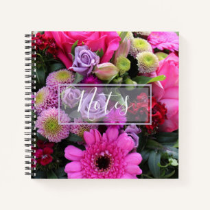 Foto von rosa und violetten Blumen Notizblock