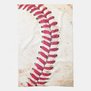 Foto von roten Nähten eines Vintage-Baseballs in N Handtuch