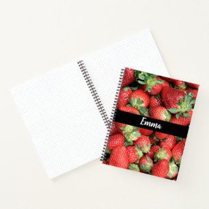 Foto von roten saftigen Erdbeeren Notizblock