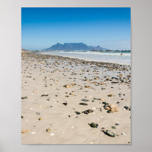 Foto von Strand und Tafelberg in Kapstadt Poster