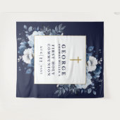 Foto vor dem Hintergrund des Navy Blue Floral Heil Wandteppich (Vorderseite (Horizontal))