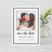 Foto Wedding Verlobung Paare Modernes Weiß Schwarz Save The Date (Stehend Vorderseite)