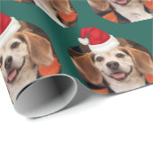 Foto-Weihnachtsmannmützen auf Head Christmas Green Geschenkpapier (Rolleneckpunkt)