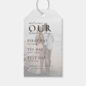 Foto WILLKOMMEN IN UNSERER LIEBE-GESCHICHTE Geschenkanhänger (Vorderseite)