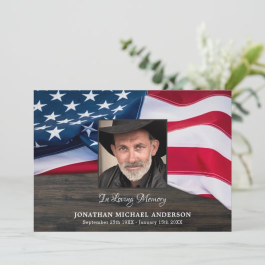 Foto zur Beerdigung Veteran Beileid US Flag Dankeskarte (Stehend Vorderseite)