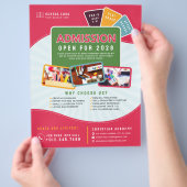 Foto zur Werbung für Kinder in der Schule Flyer (Hand)