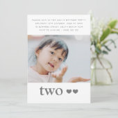 Foto Zweite Geburtstagsparty Herzeinladung Einladung (Stehend Vorderseite)