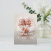 Foto-Zwillingsschwanz moderne typografische Rosa m Feiertagspostkarte (Stehend Vorderseite)