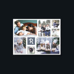 FotoCollage Mit Monogramm 7 Bilder weiß Leinwanddruck<br><div class="desc">Zeigen Sie Ihre Erinnerungen mit dieser wunderschönen Leinwand aus Foto in Weiß mit einem grau-blauen Quadrat hinter Ihrem Monogramm. Das Design bietet Platz für 7 Fotografien: 2 große horizontale, 2 mittlere vertikale und 3 kleinere Quadrate im Instagram-Stil. Fügen Sie Ihren Monogramm-Brief in kursiv hinzu. Die einfachen Vorlagen machen es einfach,...</div>