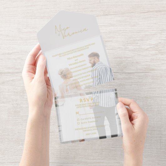 Fotofolie in einer Hochzeitseinladung hinzufügen All-in-One-Einladung (Abreißstreifen)