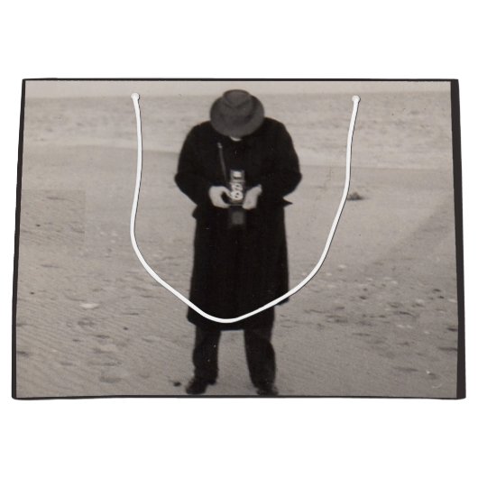Fotograf der 40er Jahre am Strand Große Geschenktüte (Vorderseite)