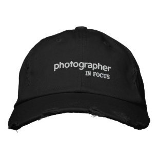 Fotograf in Focus Hat Bestickte Baseballkappe