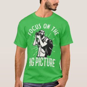 Fotograf konzentriert sich auf die Fotografie T-Shirt