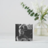 Fotograf Minimal Foto QR Code Social Media Quadratische Visitenkarte (Stehend Vorderseite)