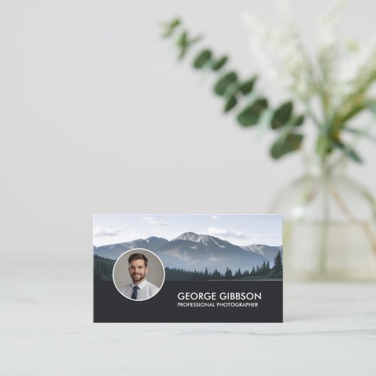 Fotograf Moderne Minimal QR Code Sleek Black Visitenkarte (Stehend Vorderseite)