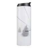 FOTOGRAFIE DES KABELAUTOS THERMOSBECHER (Nach links gedreht)