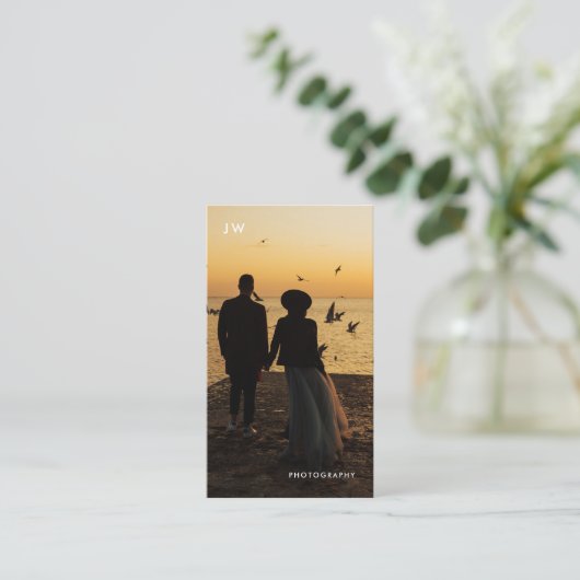 Fotografie Moderner Minimalistischer QR-Code Visitenkarte (Stehend Vorderseite)