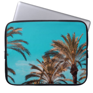 FOTOGRAFIE VON BROWNEN BÄUMEN IM WORM LAPTOPSCHUTZHÜLLE