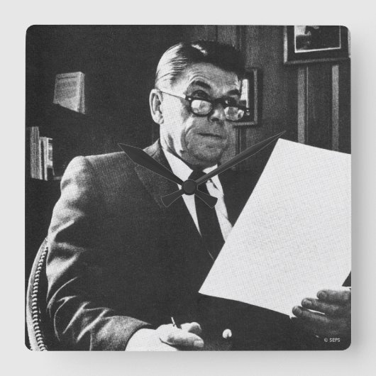 Fotografie von Ronald Reagan Quadratische Wanduhr (Vorderseite)