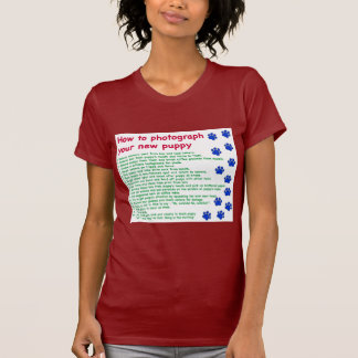 Fotografieren eines neuen Welpen T-Shirt