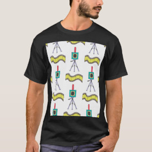Fotografische Reise: Vintages Camera-Muster T-Shirt