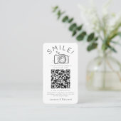 Fotos QR Code Black Chic Moderne Hochzeit Platzkarte (Stehend Vorderseite)