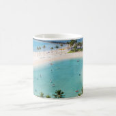 Fotos tagsüber am Strand Kaffeetasse (Mittel)