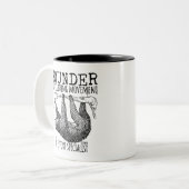 Founder Quiet Quitting Movement Cute Sloth Zweifarbige Tasse (Vorderseite Links)