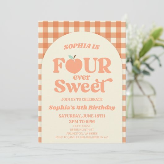 Four Ever Sweet Peach Orange 4th Birthday Party Einladung (Stehend Vorderseite)
