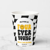 Four Ever Young Retro Fourth 4th Birthday Party Pappbecher (Vorderseite)