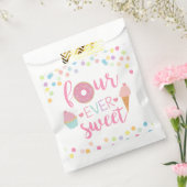 Fourever Sweet Birthday Favor Bags Geschenktütchen (Versiegelt)
