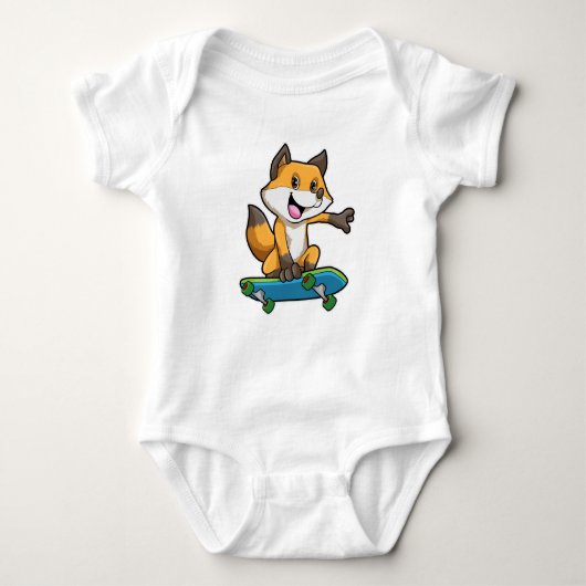 Fox als Skater mit Skateboard Baby Strampler (Vorderseite)