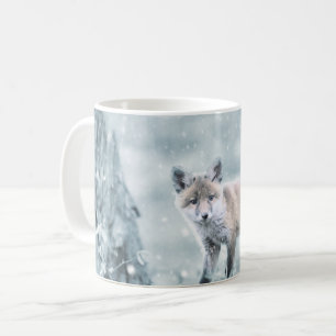 Fox Cub im Schnee Kaffeetasse