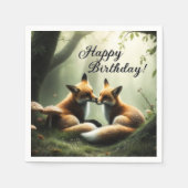 Fox Cuddle in Misty Forest Birthday Serviette (Vorderseite)