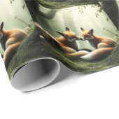 Fox Cuddle in Misty Forest Geschenkpapier (Rolleneckpunkt)