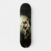 Fox Cuddle in Misty Forest Skateboard (Vorne)
