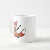 Fox, der die Gitarre spielt Kaffeetasse (Vorderseite Links)