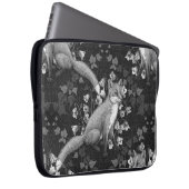 Fox, Glockenblumen und Efeu, einfarbig, silberne W Laptopschutzhülle (Vorne Rechts)