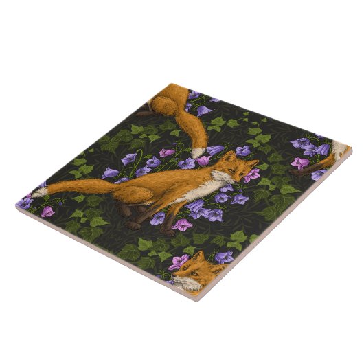 Fox, Glockenblumen und Efeu, grün, orange und viol Fliese (Seite)
