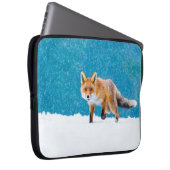 Fox im Winter. Rotfuchs, Vulpes vulpes, Scharfschü Laptopschutzhülle (Vorne Rechts)