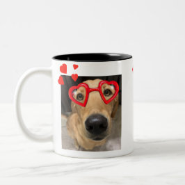 Fox Red Labrador Retriever mit Red Heart Brillen Tasse