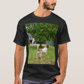 Fox Terrier, der in einen Baum sprang, T-Shirt (Vorderseite)