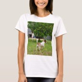 Fox Terrier, der in einen Baum sprang, T-Shirt (Vorderseite)