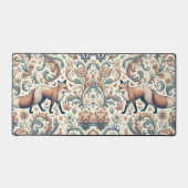 Foxglove Whispers: Viktorianische Eleganz in der N Schreibtischunterlage (Vorderseite)