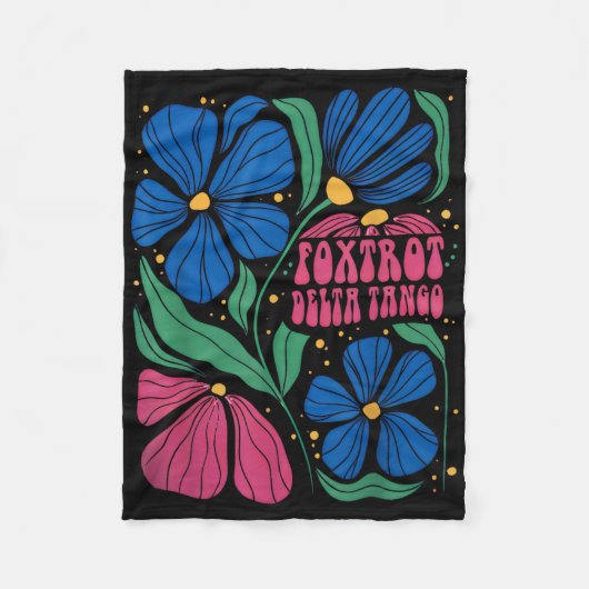 Foxtrots Deltas Tangos Blume Boho Fleecedecke (Vorderseite)