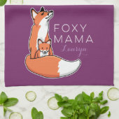 Foxy Mama Red Fox mit Pup, Personalisiert Geschirrtuch (Gefaltet)