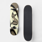 Foxy sein skateboard (Vorderseite)