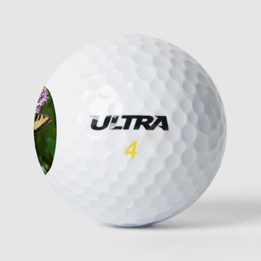 Frack Butterfly auf Lila Wildblumen Golfball (Logo)