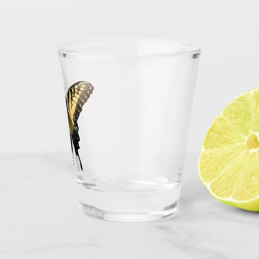 Frack Butterfly III Schönes farbiges Foto Schnapsglas (Rechts)